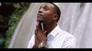 PREMIERE: Cashtastic gives us new visual 