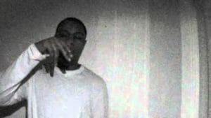 Renz releases wavey new visuals for 