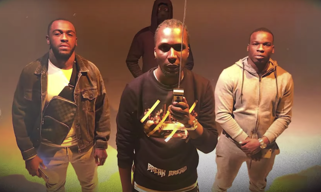 Snap Capone Bigs Up His 