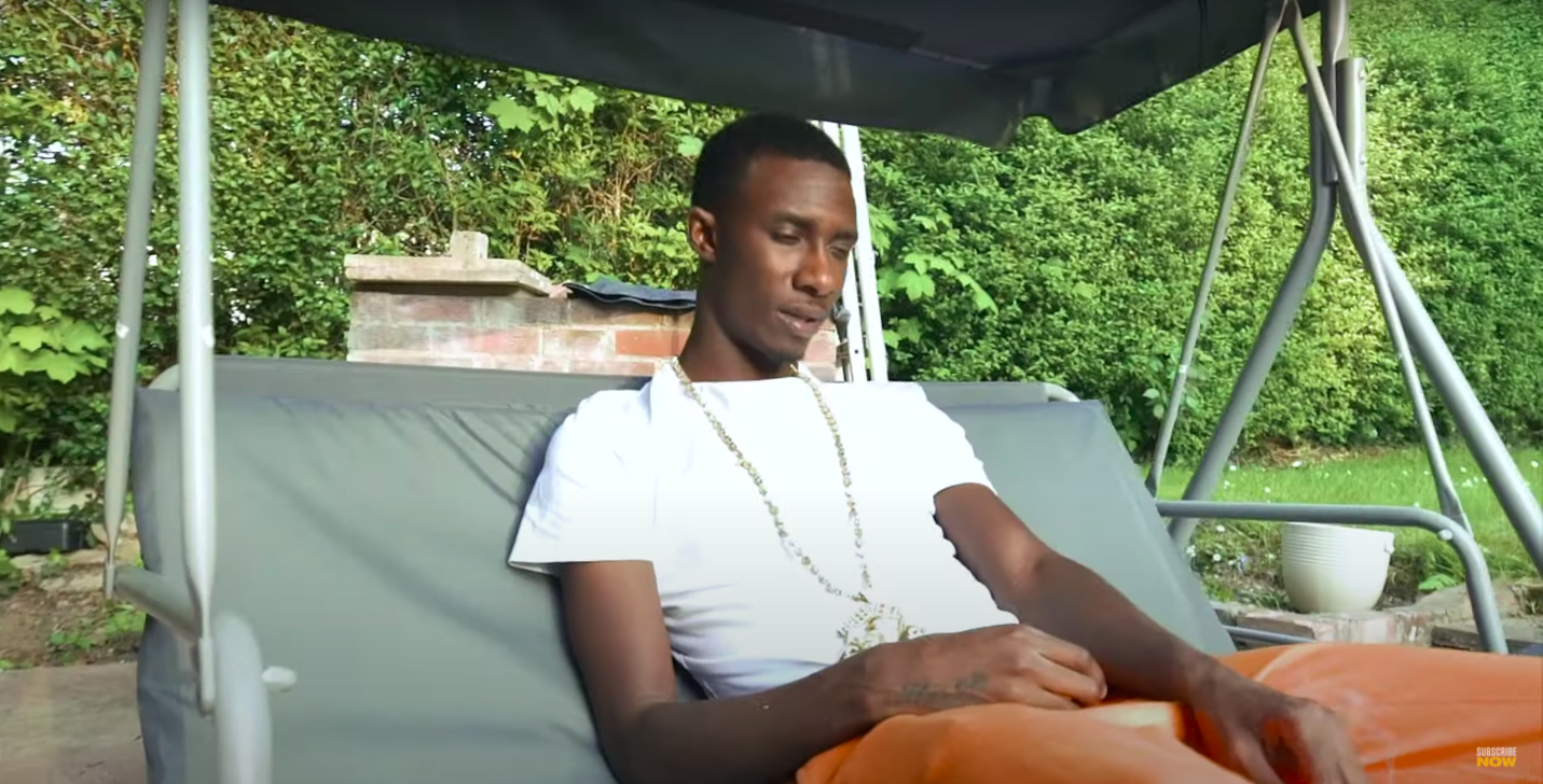 Premiere: Stoner unveils moving visuals for