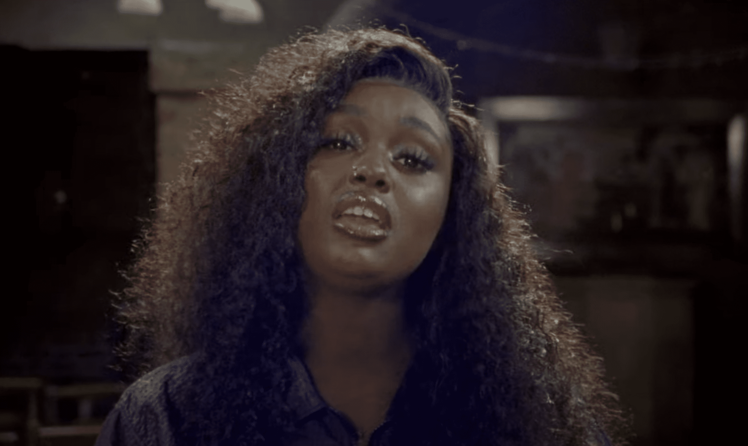 Watch Tiana Major9 S Smooth Acoustic Performance Of Same Space Grm