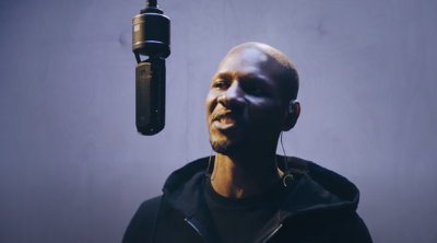 Watch Giggs Perform 