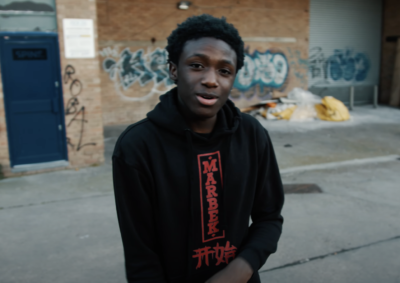 Amos Flexes His Bars & Flows On New 'Warm Up Sessions' Freestyle