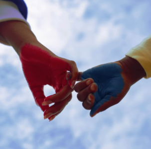 R.A.E Comes Through With Vibey New Track “Mine”