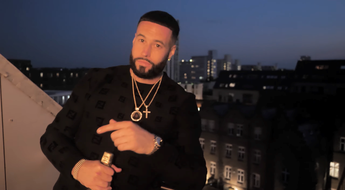 ASB Shares Visuals For Playful Drop “Oooh” - GRM Daily