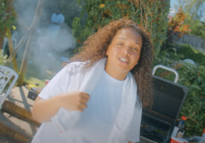 Unknown Smooth Unveils 