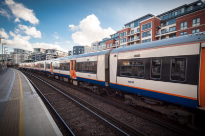 London's Night Overground Service To Return This Weekend