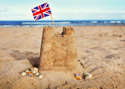 Platinum Jubilee Bank Holiday Set To Be ‘Hottest Weekend Of The Year’