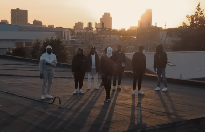 Premiere: Jimmy Puts On For 