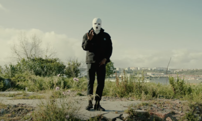 Premiere: Jimmy Flies Abroad In 