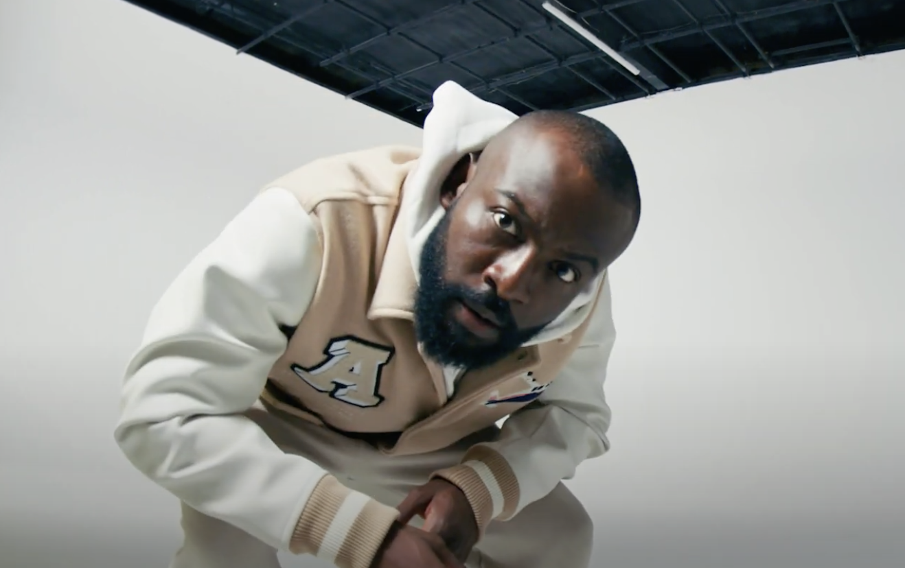 Kwaku Asante Gives Visual Treatment To Soothing Track "Thinking Of You