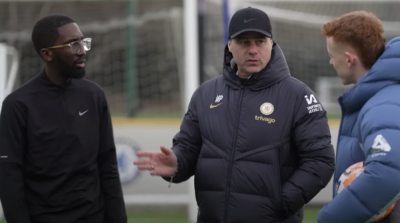Watch Pochettino attempt to coach Specs Gonzalez to Premier League level