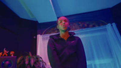 Watch 3One star in the 