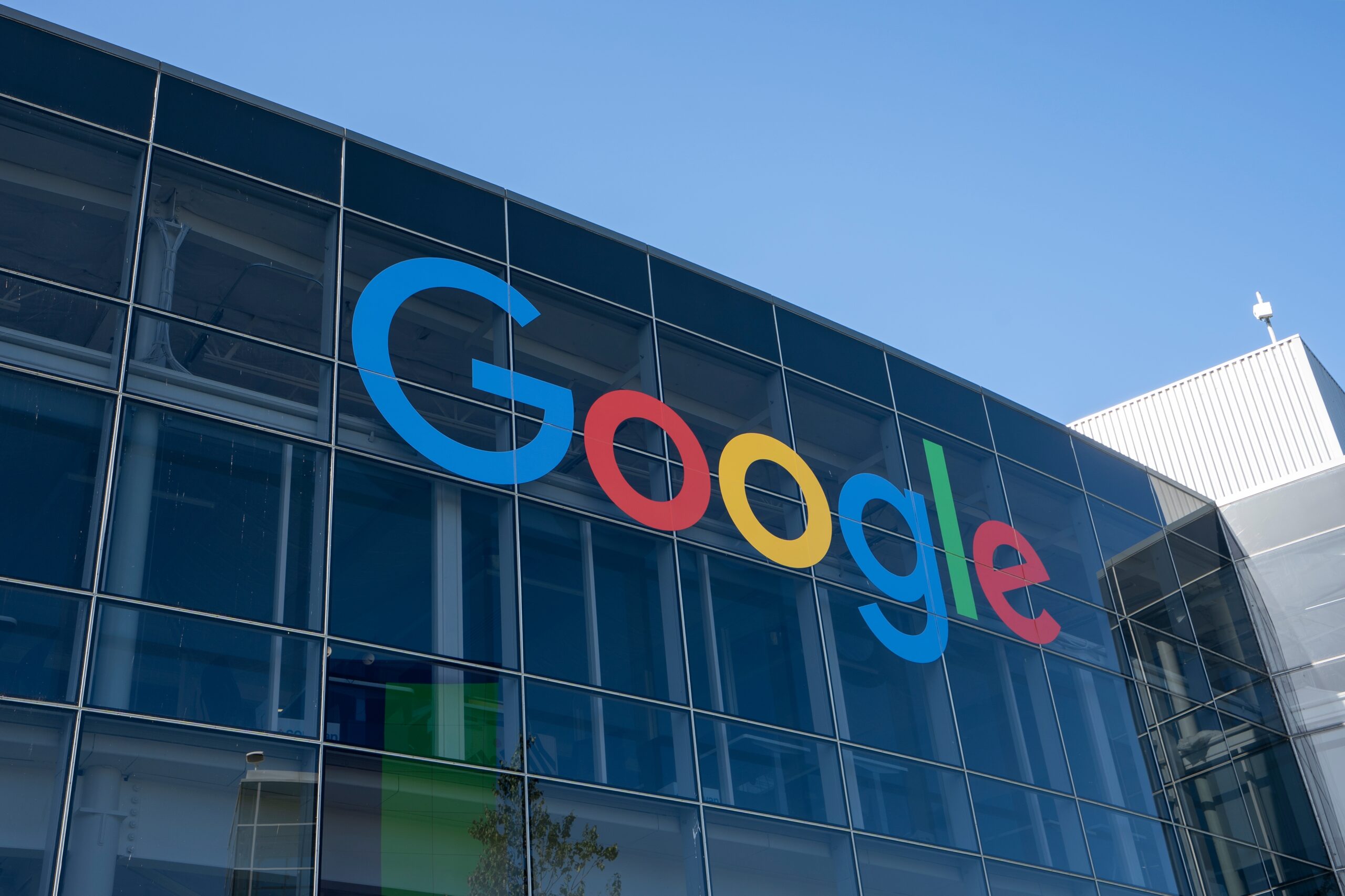 Google Fined $20 Decillion By Russia - GRM Daily