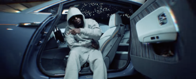 PREMIERE: Frosty marks return to the game with 