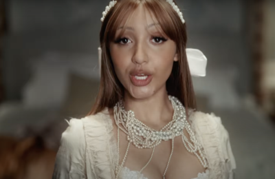 PinkPantheress brings the vibes with 